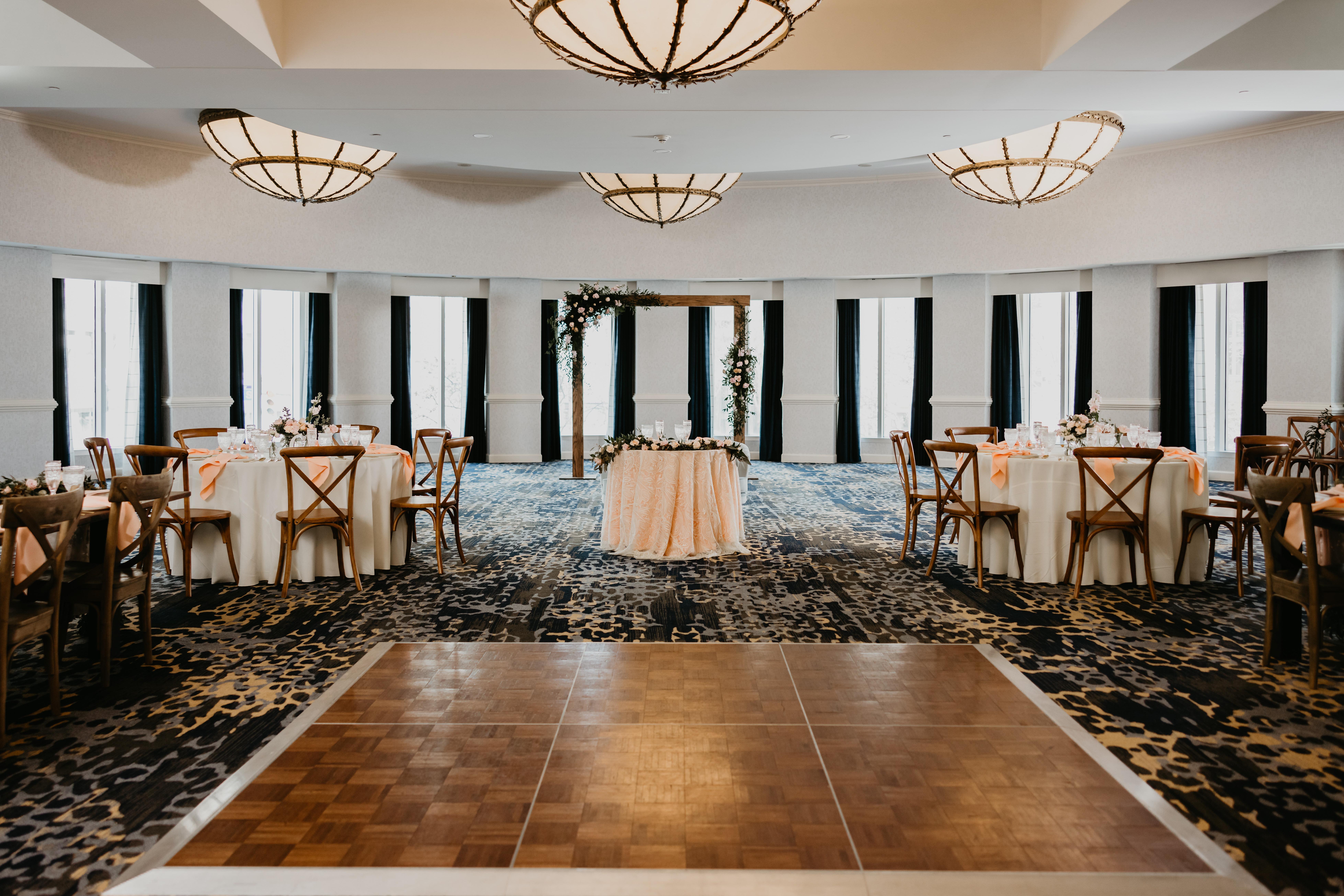 Hotel Crowne Plaza Cleveland At Playhouse Square By Ihg Exterior foto